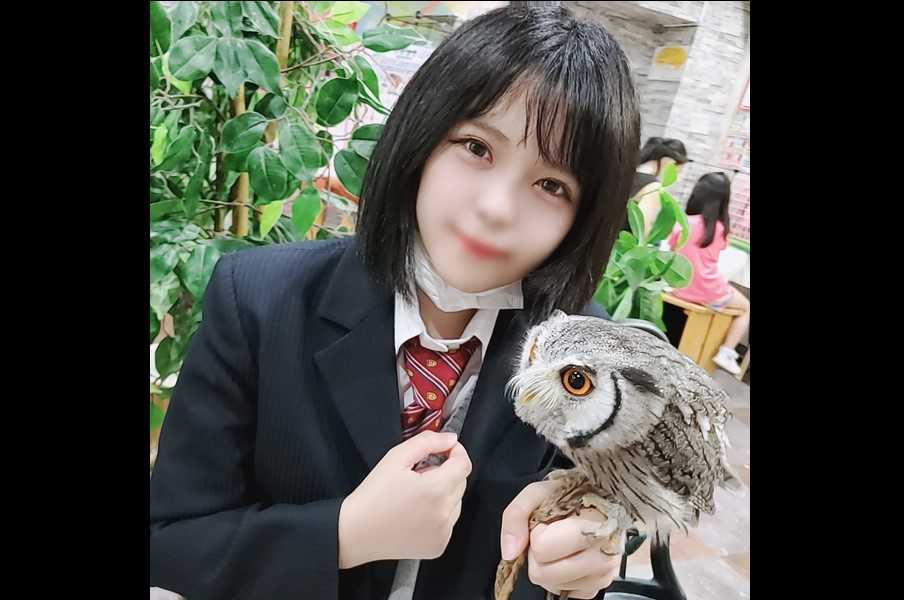 FC2-PPV-2603687 【無修正】天真爛漫で従順な美少女を密室に連れ込み猥褻淫行!!あの真面目だった彼女が見せる恍惚な表情と乱れた制服姿に生中出し!!