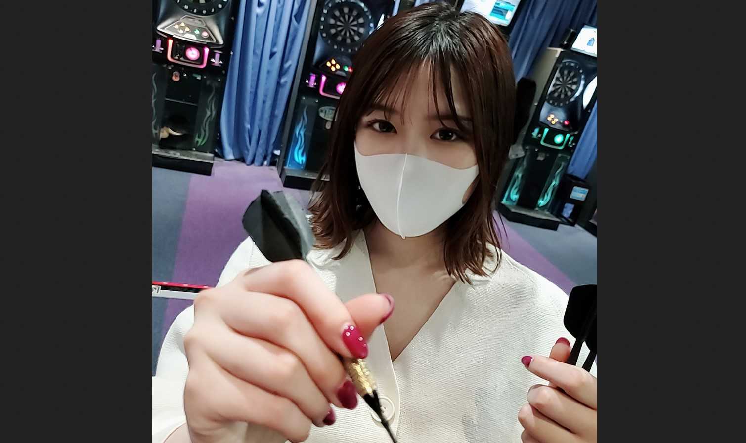 FC2-PPV-2628185 【無修正】ペットショップで働く親切な美巨乳店員さんとお泊りデート・・・たぷんたぷんに揺れるFcupの敏感ボディに生まれて初めての中出し！！