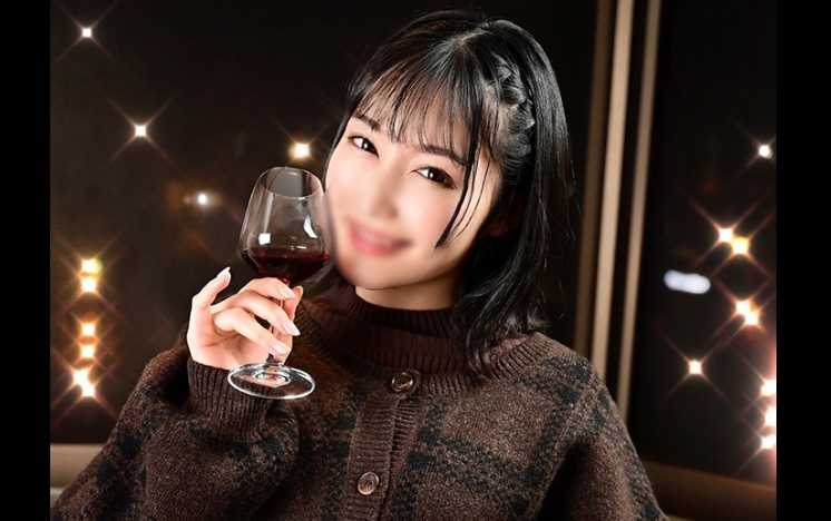 FC2-PPV-2710114 【顔出し】エロすぎる都内ダンス講師　セフレとのプライベートハメ撮り流出　尻を叩かれバイブをぶち込まれ四つん這いで乱れ狂う！理性ゼロ姿をさらして中出しSEX！