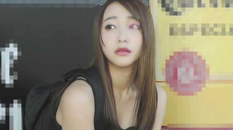 FC2-PPV-1161583 ［ライブハウスチカン］超アイドル級のミニスカ美脚バンギャ×4人がかり電マで腰砕け×トイレ連れ込みイラマ＆ナマ中出し