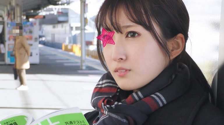 FC2-PPV-2640393 《特典有》【電車チカン】★今世紀最強J○登場★清楚すぎるアイドル顔に国宝級Hカップ★ジャングルマ○コで意識が飛ぶほどイキまくる