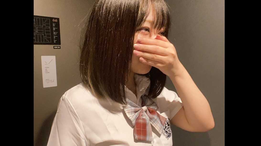 FC2-PPV-2892284 九州の田舎から上京してきた、たぬき顔のGカップ美少女のおっぱいを堪能して、おもちゃでイカせまくった件 りりちゃん