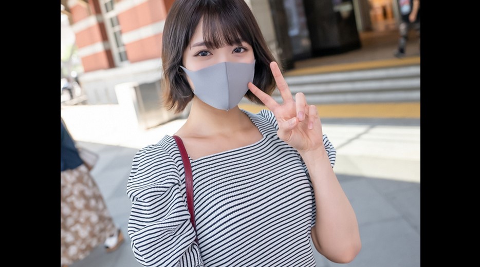 FC2-PPV-2982215 初撮影！！シネマ画風！【無修正】「いや！そこは舐めないで！！」押しに弱いFcup美巨乳美大生の宿泊先に押し入り芸術に必要な知識と精液を美白の身体に大量中出し！！