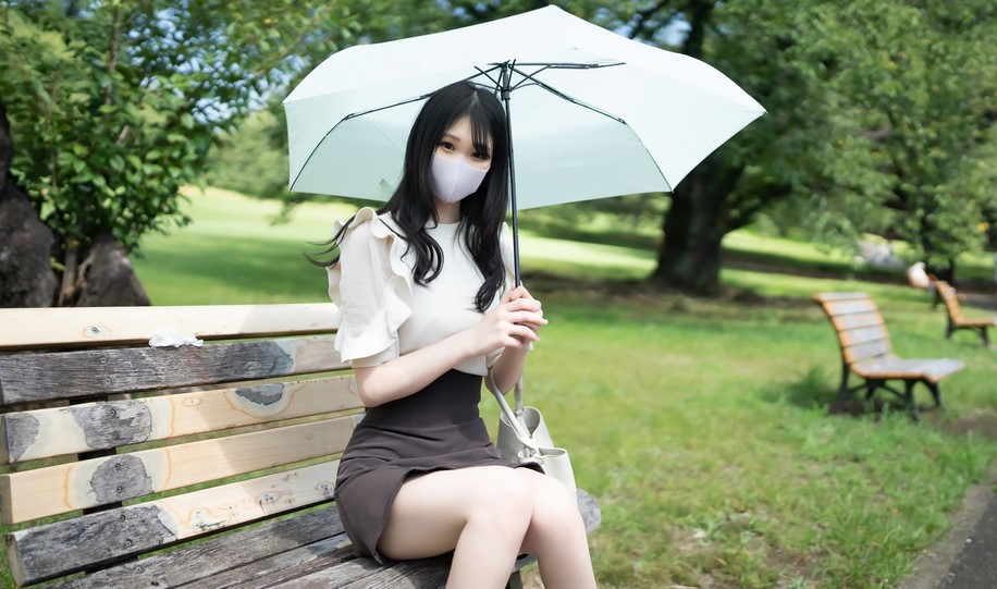 FC2-PPV-3082658 初撮影!!【無修正】シネマ画風!男性慣れしていない美白で初心な女子大生・・・美尻を捩らせて快楽を噛みしめ幾度となく絶頂し避妊しないで2回中出し!!