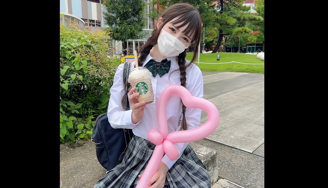 FC2-PPV-3090699 初撮影！【無修正】有名進学校に通う現◯女子◯生美巨乳コスプレイヤーを強引に連れ込み猥褻行為！！アニメ声で喘ぎ散らし美巨乳を揺らし乱れる敏感体にゴム無し膣内射精！！