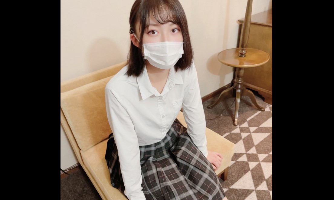 FC2-PPV-3111410 田舎で見つけた清純派女子◯生!!制服が似合いすぎるのは必然でした。放心状態になるぐらいバックで突いてからベットに移動した一部始終